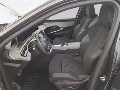 Photo 10 Peugeot 3008  Electrique 210 ch 73 kWh