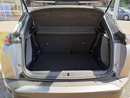 Photo 5 Peugeot 2008  Hybrid 110 e-DCS6