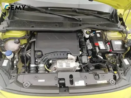 Photo 31 Peugeot 208  PureTech 100 S&S BVM6