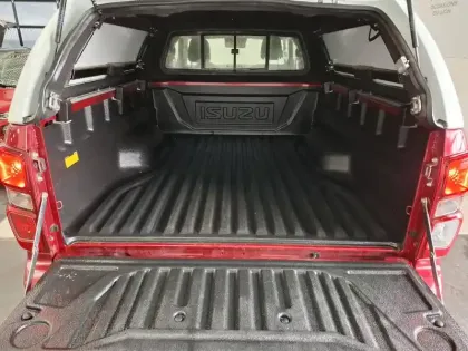 Photo 9 Isuzu D-Max  N60 SPACE CAB 1.9 164 CH 4X4 A/T