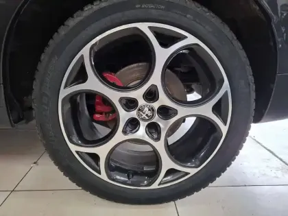 Photo 8 Alfa Romeo Tonale  1.3 Hybride Rechargeable PHEV 280ch AT6 Q4