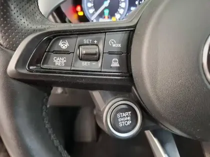 Photo 22 Alfa Romeo Tonale  1.3 Hybride Rechargeable PHEV 280ch AT6 Q4