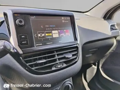 Photo 20 Peugeot 2008  1.2 PureTech 82ch BVM5 Style