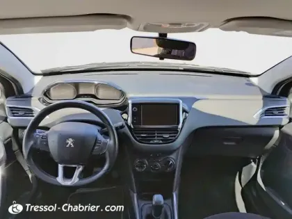 Photo 5 Peugeot 2008  1.2 PureTech 82ch BVM5 Style