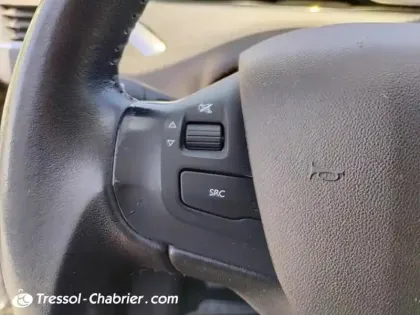 Photo 15 Peugeot 2008  1.2 PureTech 82ch BVM5 Style
