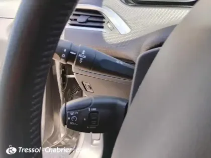 Photo 26 Peugeot 2008  1.2 PureTech 82ch BVM5 Style