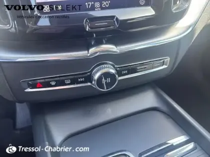 Photo 12 Volvo Xc60  B4 (Diesel) 197 ch Geartronic 8 Momentum Business