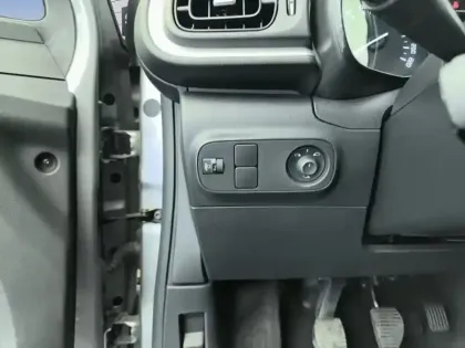 Photo 16 Citroën C3  BlueHDi 100 BVM6 You