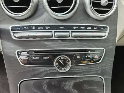 Photo 21 Mercedes CLA 250 7G-TRONIC PLUS A