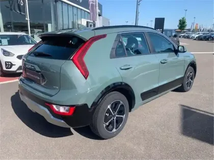 Photo 5 Kia Niro 1.6 GDI 129 CH HEV DCT6