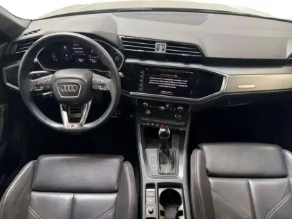 Photo 7 Audi Q3 35 TFSI 150 ch S tronic 7 S line