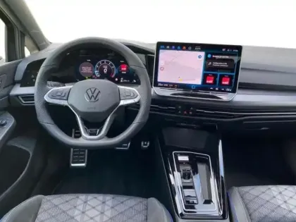Photo 7 Volkswagen Golf 8 FL 1.5 ETSI 150 CH DSG7 R LINE