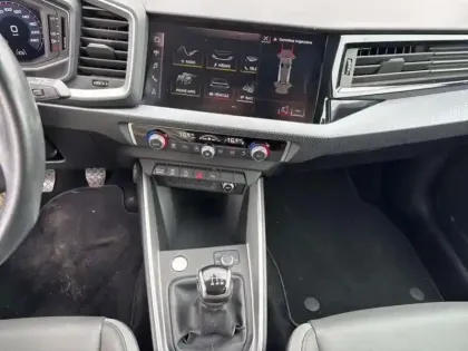 Photo 9 Audi A1 CITYCARVER 30 TFSI 116 ch BVM6 Design Luxe