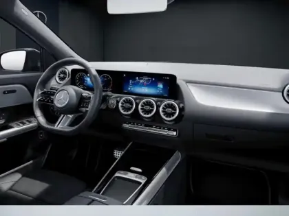 Photo 8 Mercedes GLA 200 d