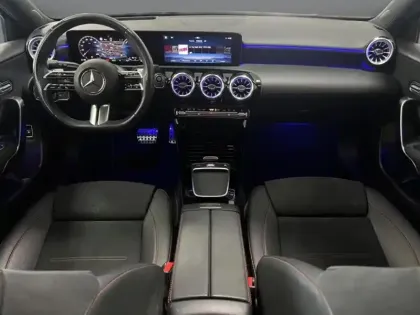 Photo 9 Mercedes Classe A 250 e AMG Line