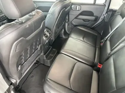 Photo 16 Jeep Wrangler Plug-In Hybrid Rubicon 4xe