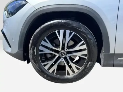 Photo 8 Mercedes GLA 200 Business Line