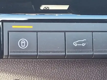 Photo 10 Renault Austral esprit Alpine full hybrid E-Tech 200 -26