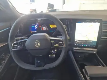 Photo 25 Renault Austral esprit Alpine full hybrid E-Tech 200 -26