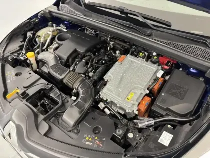 Photo 22 Renault Captur E-Tech Plug-in 160 21 Intens 5p