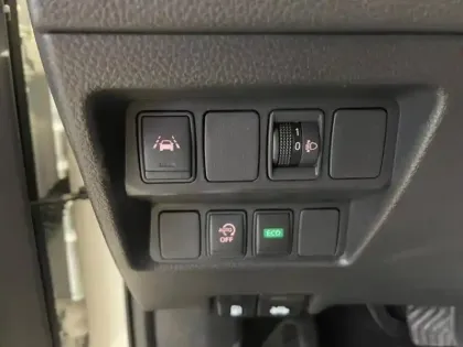 Photo 13 Nissan Qashqai  1.5 dCi 115ch N-Connecta DCT 2019 Euro6-EVAP