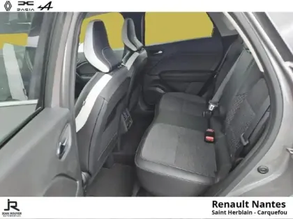 Photo 13 Renault Captur  1.6 E-Tech hybride 145ch Techno Fast Track
