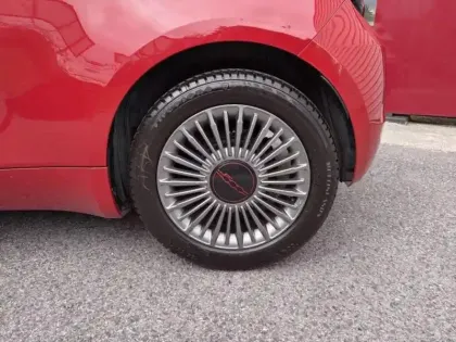 Photo 10 Fiat 500  e 95ch (RED)
