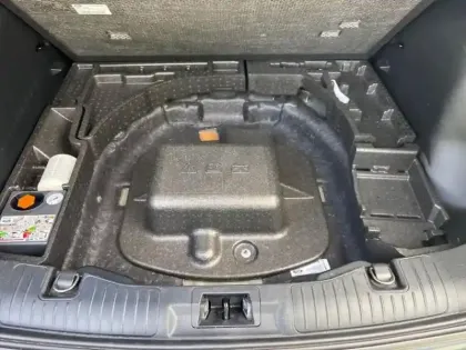 Photo 10 Ford Kuga  2.5 Duratec 190ch FHEV E85 ST-Line BVA
