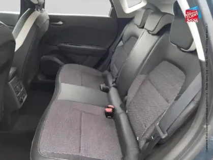 Photo 10 Renault Captur  1.6 E-Tech Plug-in 160ch Intens