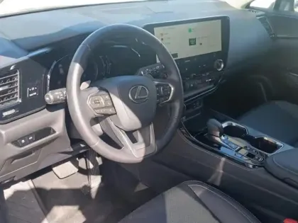 Photo 11 Lexus Nx  450h+ Luxe 4WD MY25