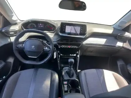 Photo 12 Peugeot 208  1.2 PureTech 100ch S&S Active Pack