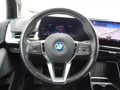 Photo 7 BMW Serie 2 Série 2 ActiveTourer 225e 245ch xDrive Luxury DKG7