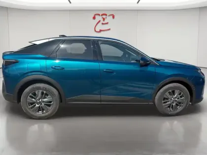Photo 6 Peugeot 3008  1.2 Hybrid 145ch Allure e-DCS6