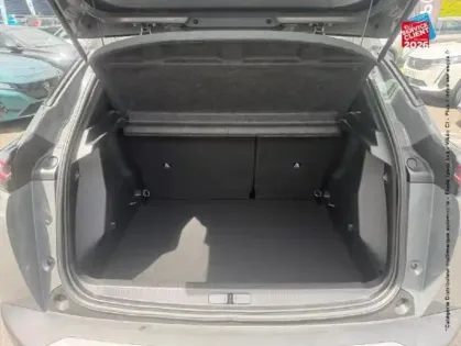 Photo 13 Peugeot 2008  e- 136ch Active