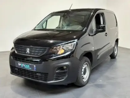 Photo Peugeot Partner Asphalt