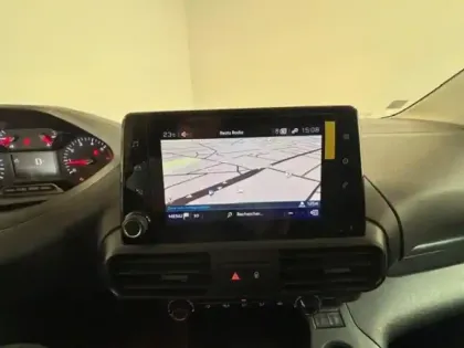 Photo 5 Peugeot Partner  Standard 650kg BlueHDi 100 Asphalt Camera GPS Attelage