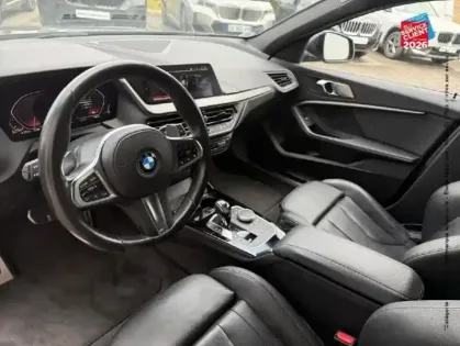 Photo 14 BMW Serie 1 Série 1 120dA xDrive 190ch M Sport