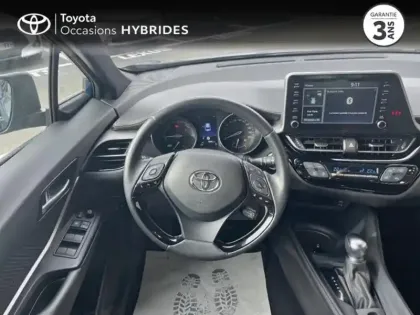 Photo 8 Toyota C-HR  1.8 Hybride 122ch Dynamic Ultimate E-CVT