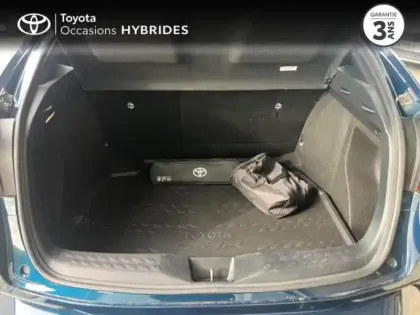 Photo 9 Toyota C-HR  1.8 Hybride 122ch Dynamic Ultimate E-CVT