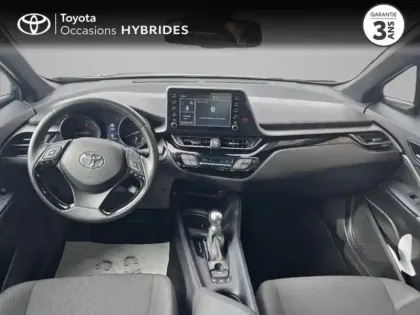 Photo 7 Toyota C-HR  1.8 Hybride 122ch Dynamic Ultimate E-CVT