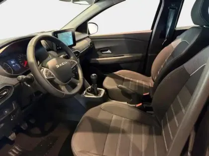 Photo 13 Dacia Sandero  1.0 TCe 90ch Stepway Expression -24