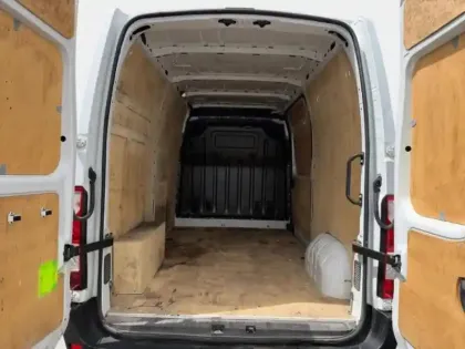 Photo 8 Renault Master  Fg F3300 L2H2 2.3 Blue dCi 135ch Grand Confort Euro6E