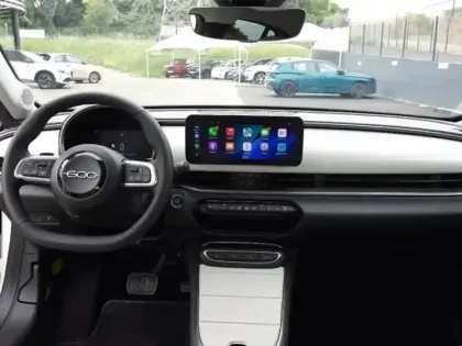 Photo 9 Fiat 600  1.2 Hybrid Turbo 145ch La Prima eDCT6