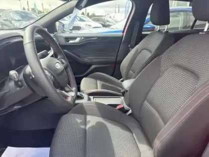 Photo 9 Ford Focus  SW 1.0 Flexifuel mHEV 125 ch ST-Line X Powershift