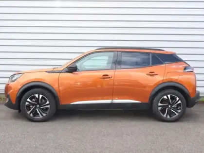 Photo 7 Peugeot 2008  e- 136ch Allure