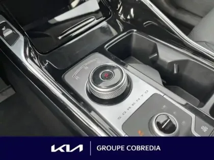 Photo 9 Kia Sorento  1.6 T-GDi 265ch PHEV Design BVA6 4x4 7 places