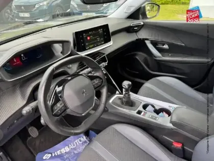 Photo 14 Peugeot 2008  1.2 PureTech 130ch S&S Allure 7cv