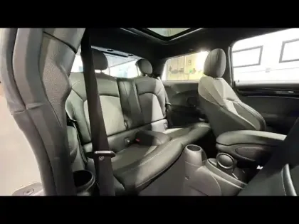 Photo 8 Mini Mini  Cooper S 178ch  Edition Camden BVA7