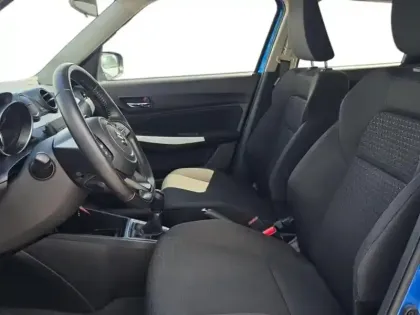 Photo 6 Suzuki Swift  1.2 Dualjet Hybrid 83ch Avantage