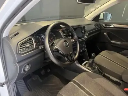 Photo 14 Volkswagen T-roc  1.0 TSI 115ch Lounge Euro6d-T